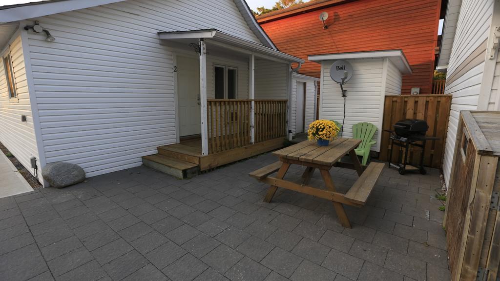 Riverfront Cottages Wasaga Beach Buitenkant foto
